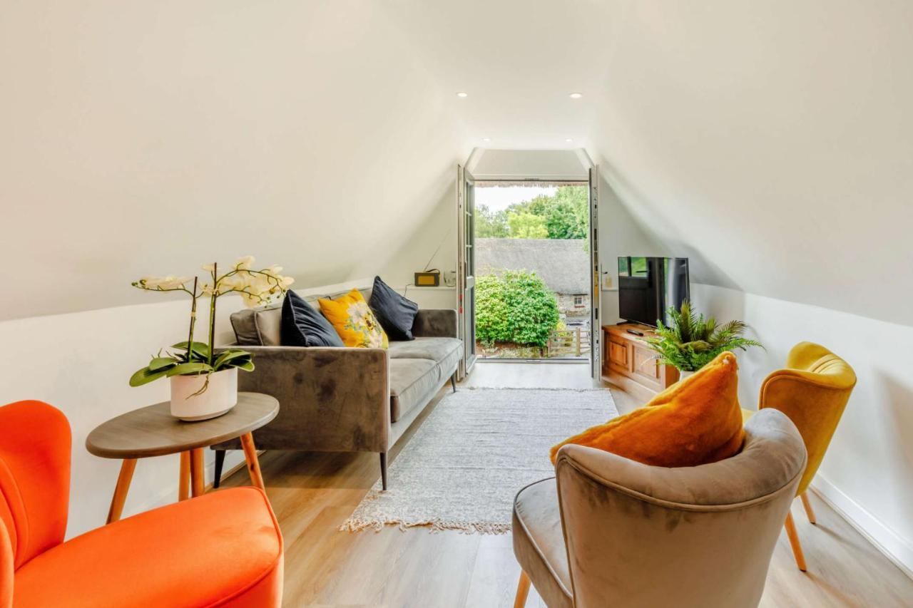 Little Thatch Lovely 2-Bed Near Weymouth Radipole Екстериор снимка