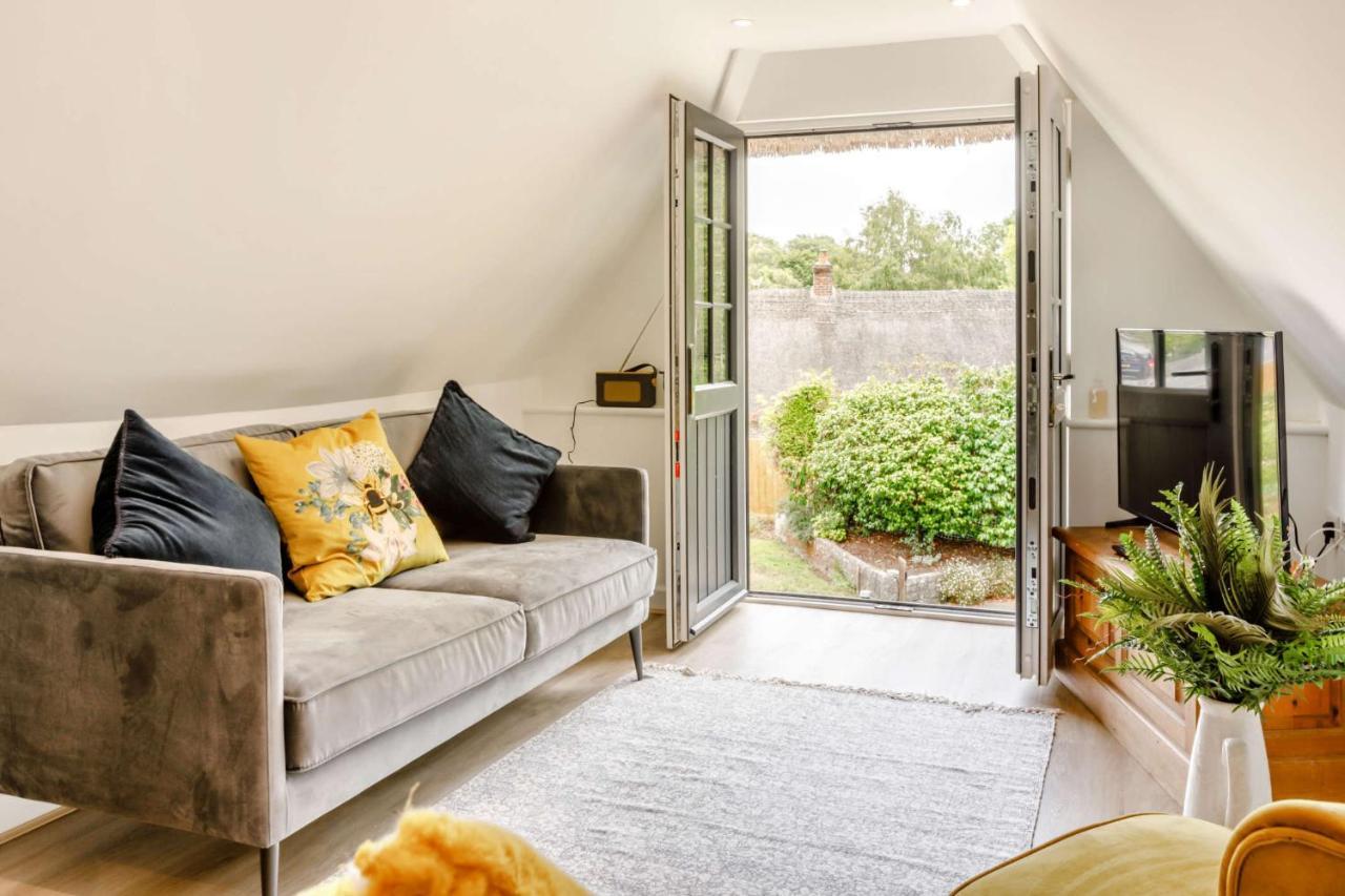 Little Thatch Lovely 2-Bed Near Weymouth Radipole Екстериор снимка